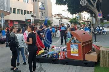 Desangelada clausura de la campaña de recogida juguetes en Telde (Foto Antonio Alí y TA)